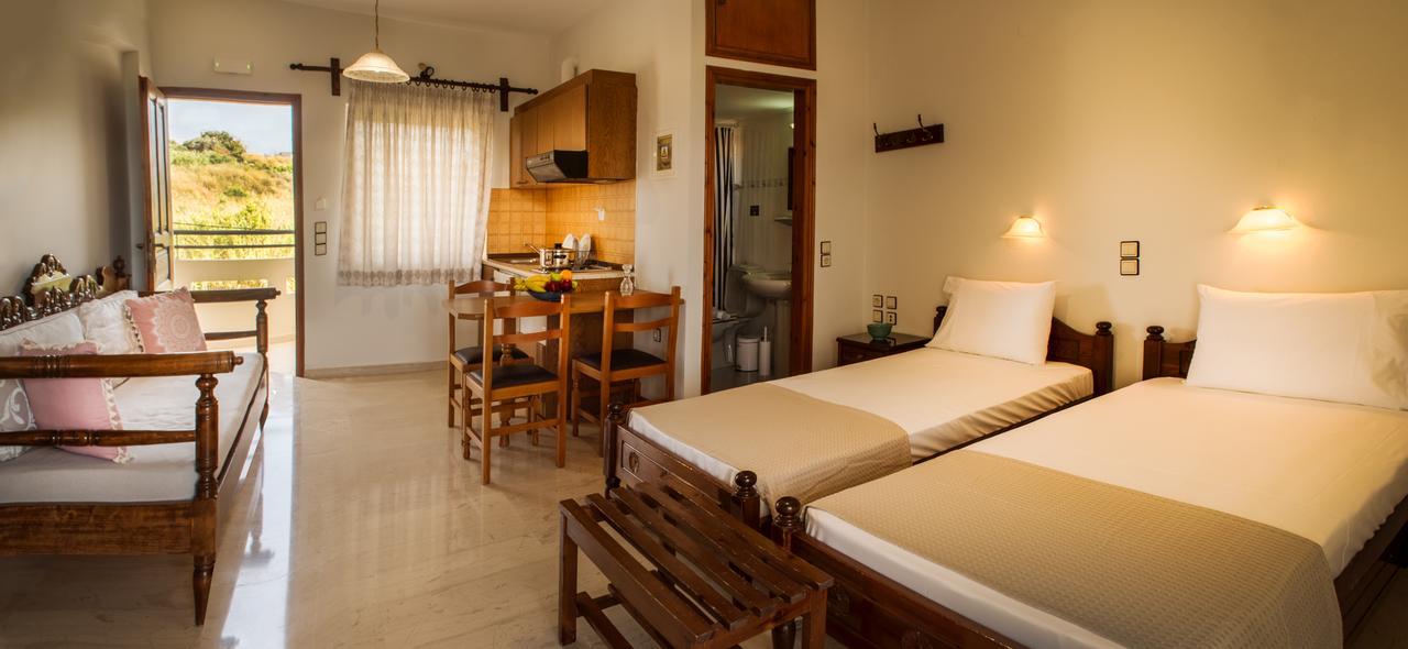 Merabello Apartments Agia Marina Quarto foto
